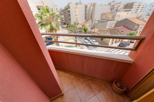 Sale - Apartment - Torrevieja - Centro