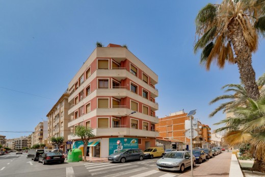 Sale - Apartment - Torrevieja - Centro