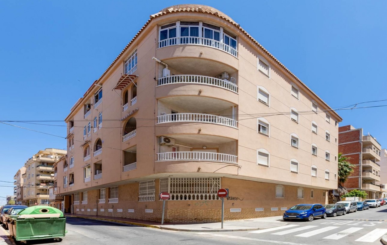 Resale - Wohnung - Torrevieja - Centro