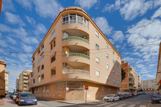 Sale - Apartment - Torrevieja - Centro