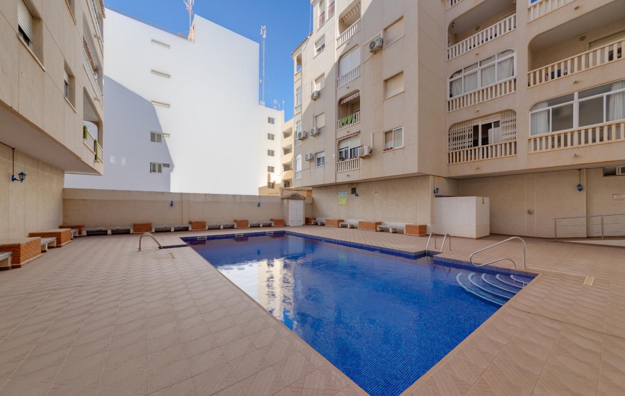 Sale - Apartment - Torrevieja - Acequion