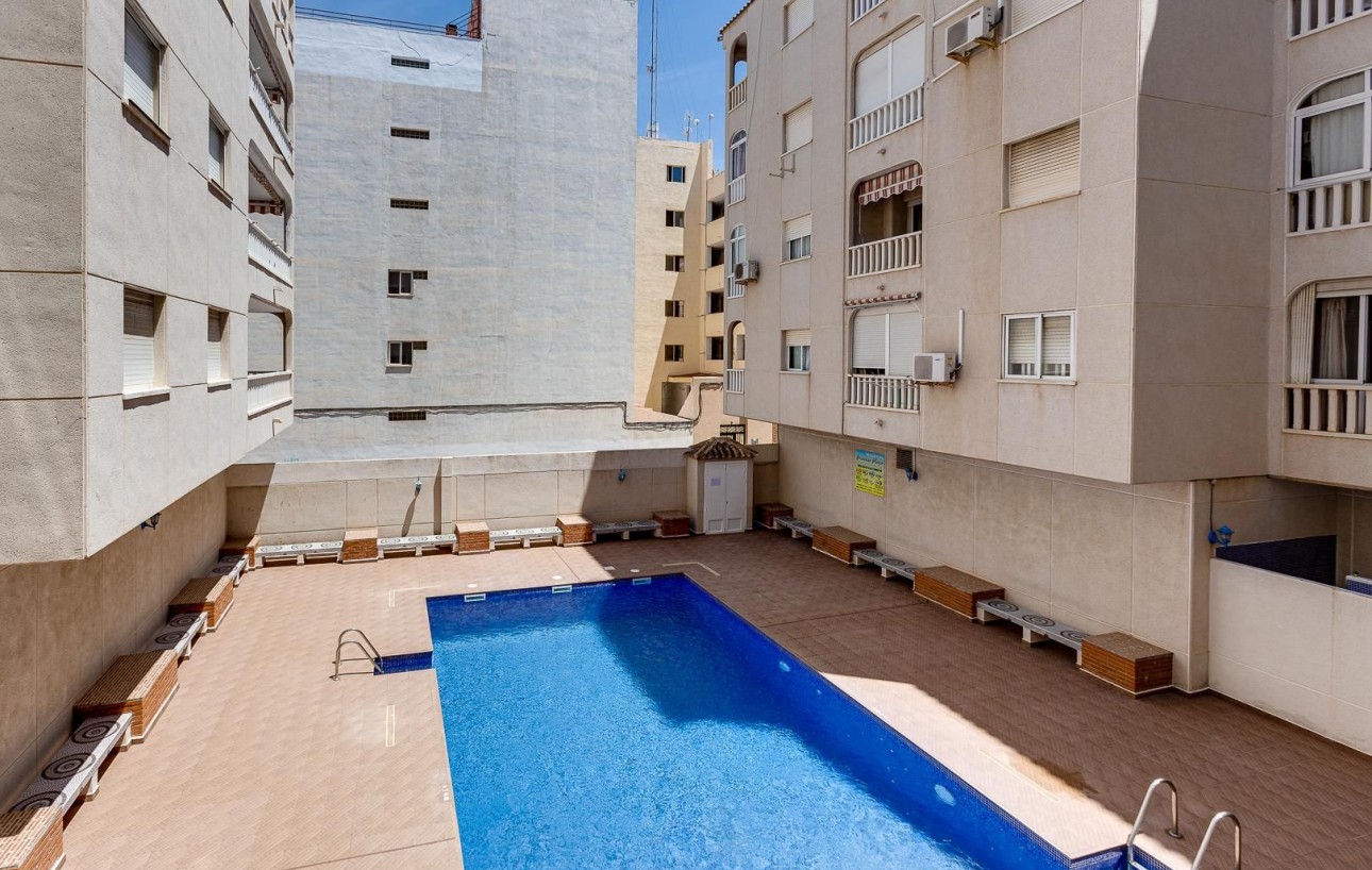 Sale - Apartment - Torrevieja - Acequion