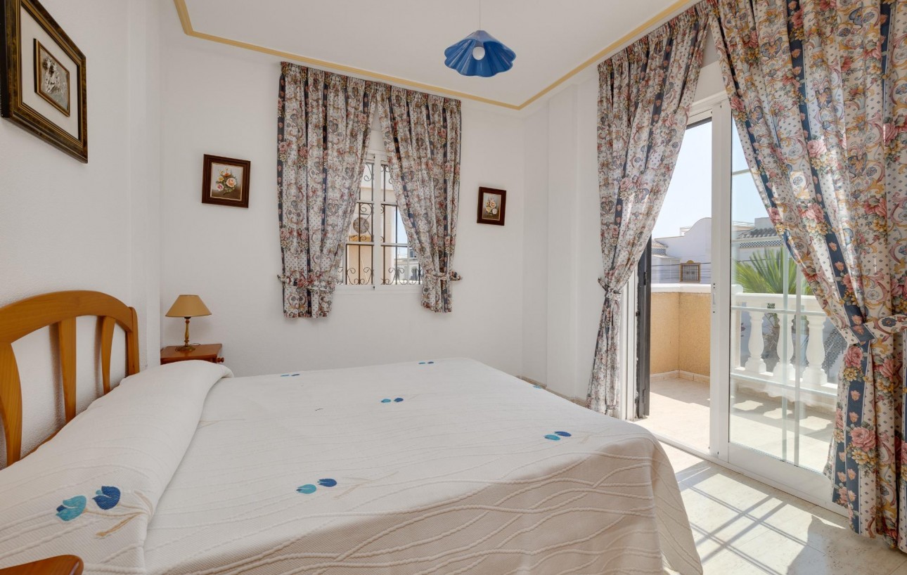 Venta - Chalet - Torrevieja - Torreblanca