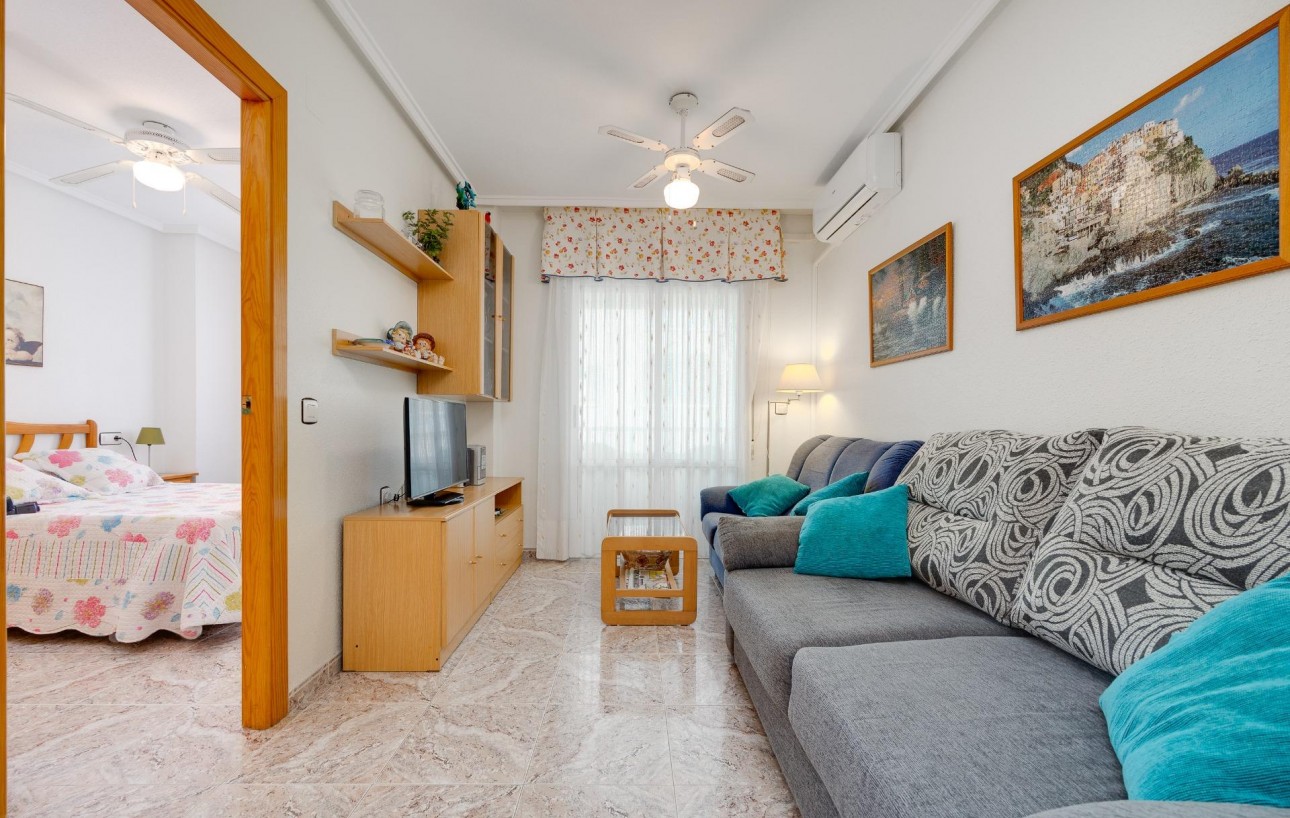 Resale - Wohnung - Torrevieja - Acequion