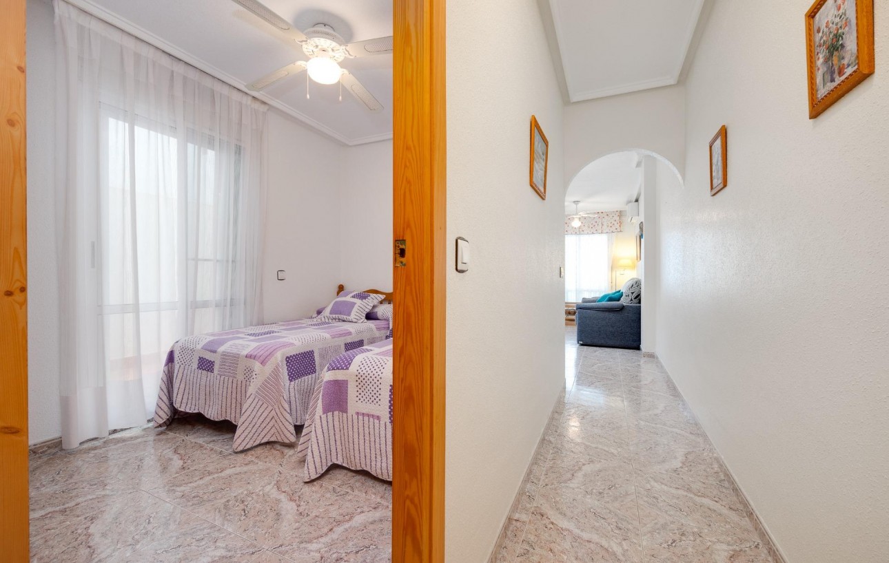 Sale - Apartment - Torrevieja - Acequion