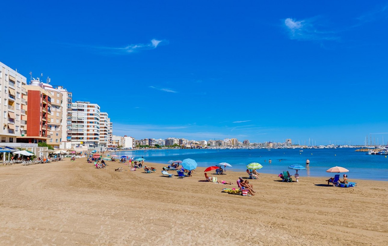 Sale - Apartment - Torrevieja - Acequion