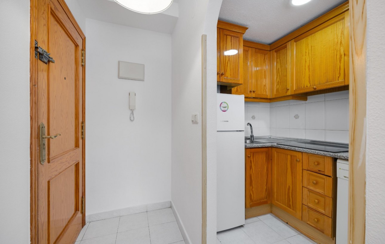 Sale - Apartment - Torrevieja - Acequion