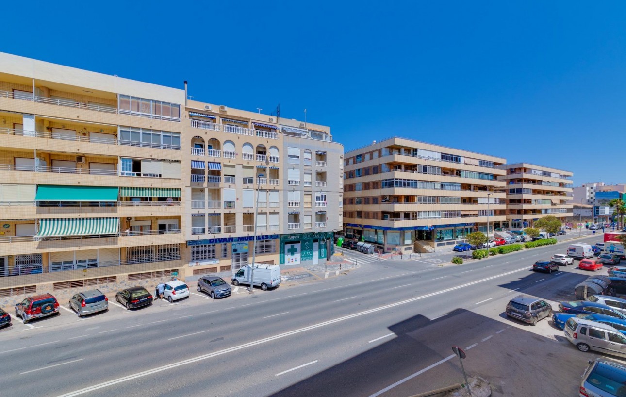 Sale - Apartment - Torrevieja - Acequion