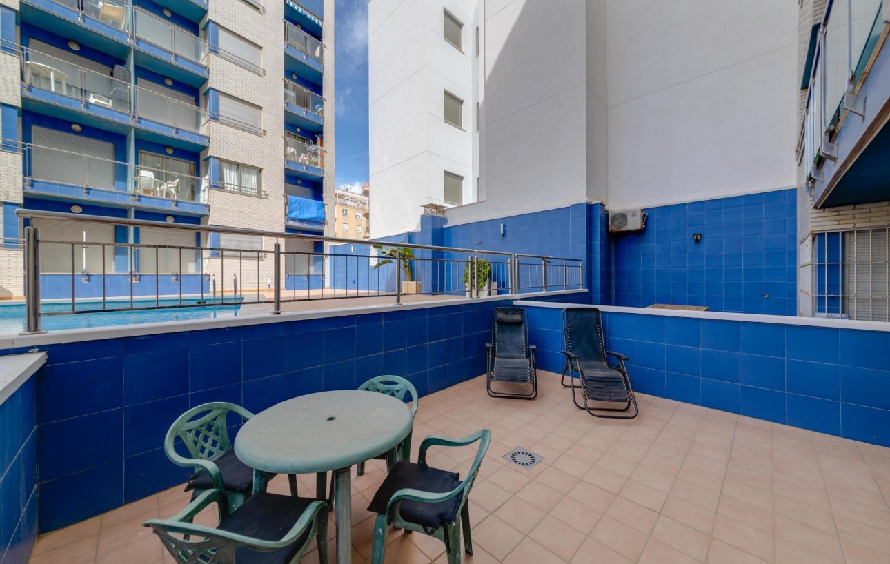 Sale - Apartment - Torrevieja - Playa de los locos