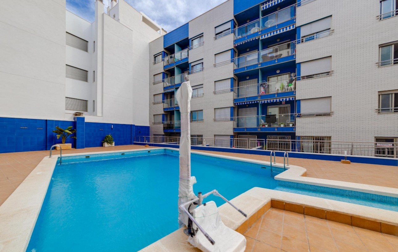 Sale - Apartment - Torrevieja - Playa de los locos