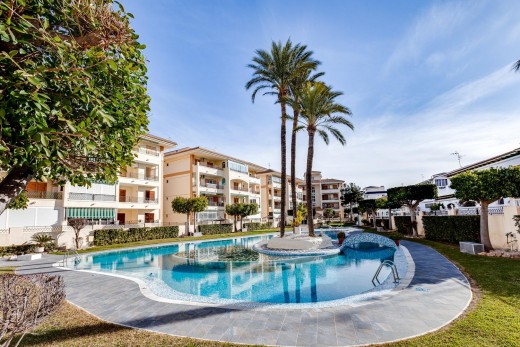 Sale - Apartment - Torrevieja - La Mata