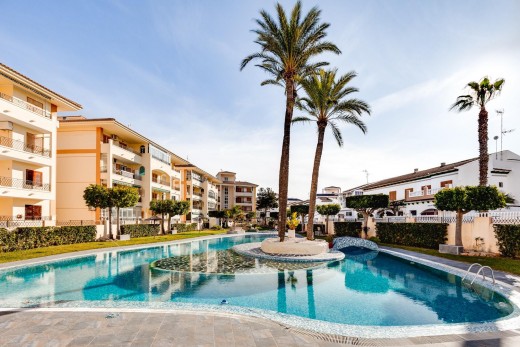 Sale - Apartment - Torrevieja - La Mata