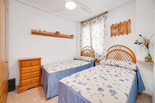 Resale - Wohnung - Torrevieja - Playa de los locos