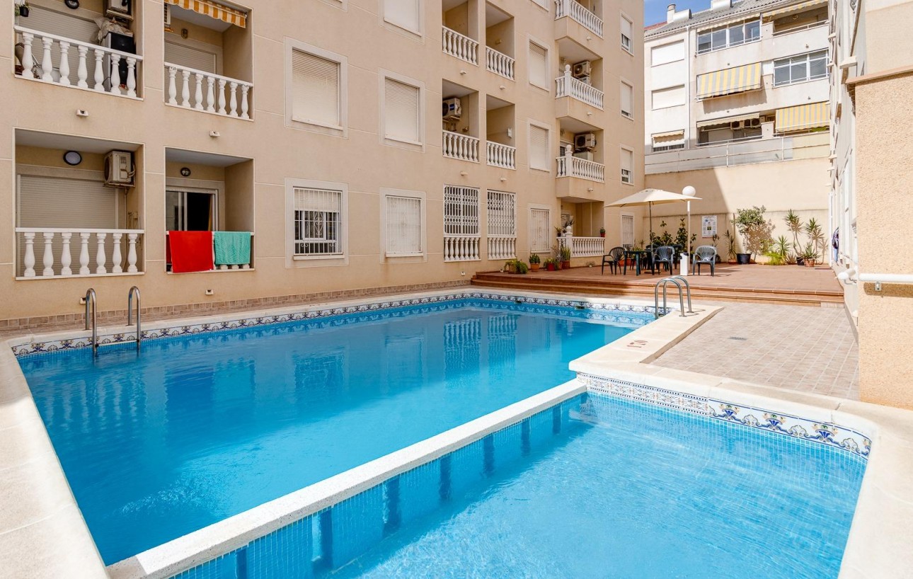 Sale - Apartment - Torrevieja - Playa de los locos