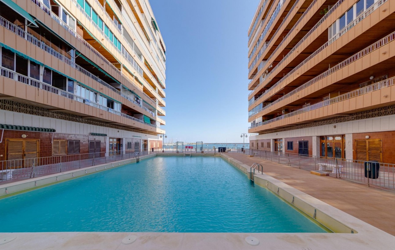 Sale - Apartment - Torrevieja - Acequion