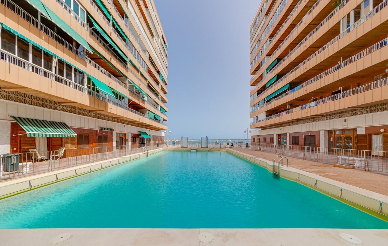 Sale - Apartment - Torrevieja - Acequion