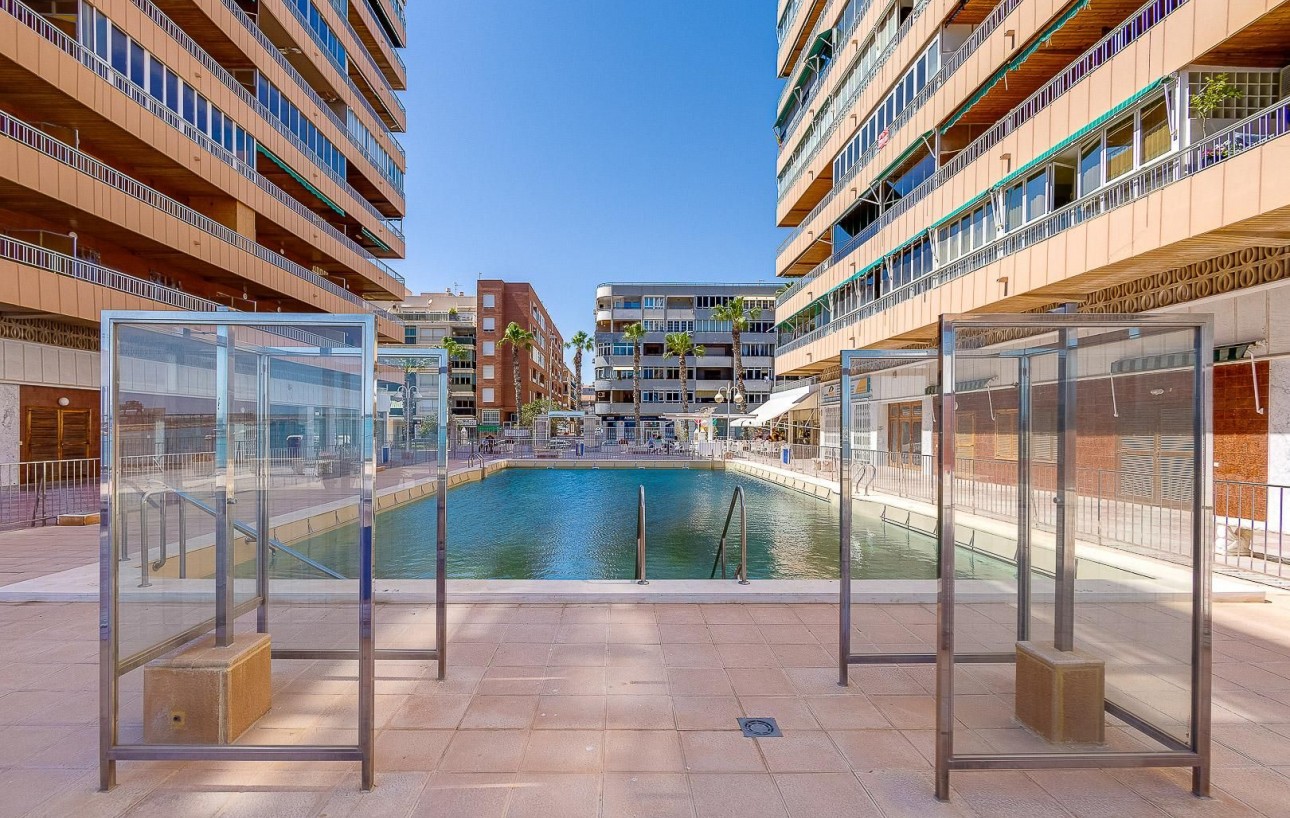 Sale - Apartment - Torrevieja - Acequion