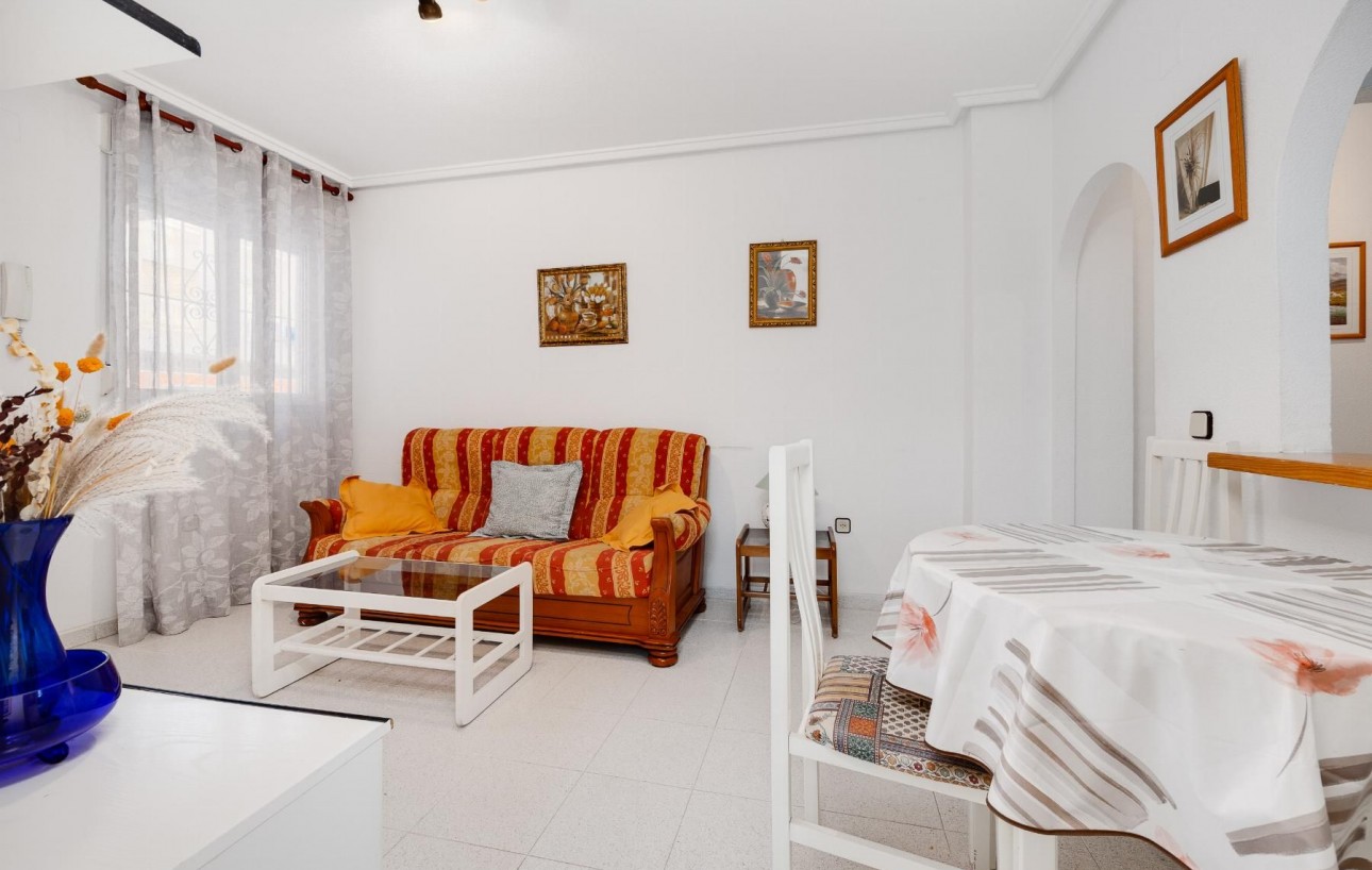 Sale - Apartment - Torrevieja - Acequion