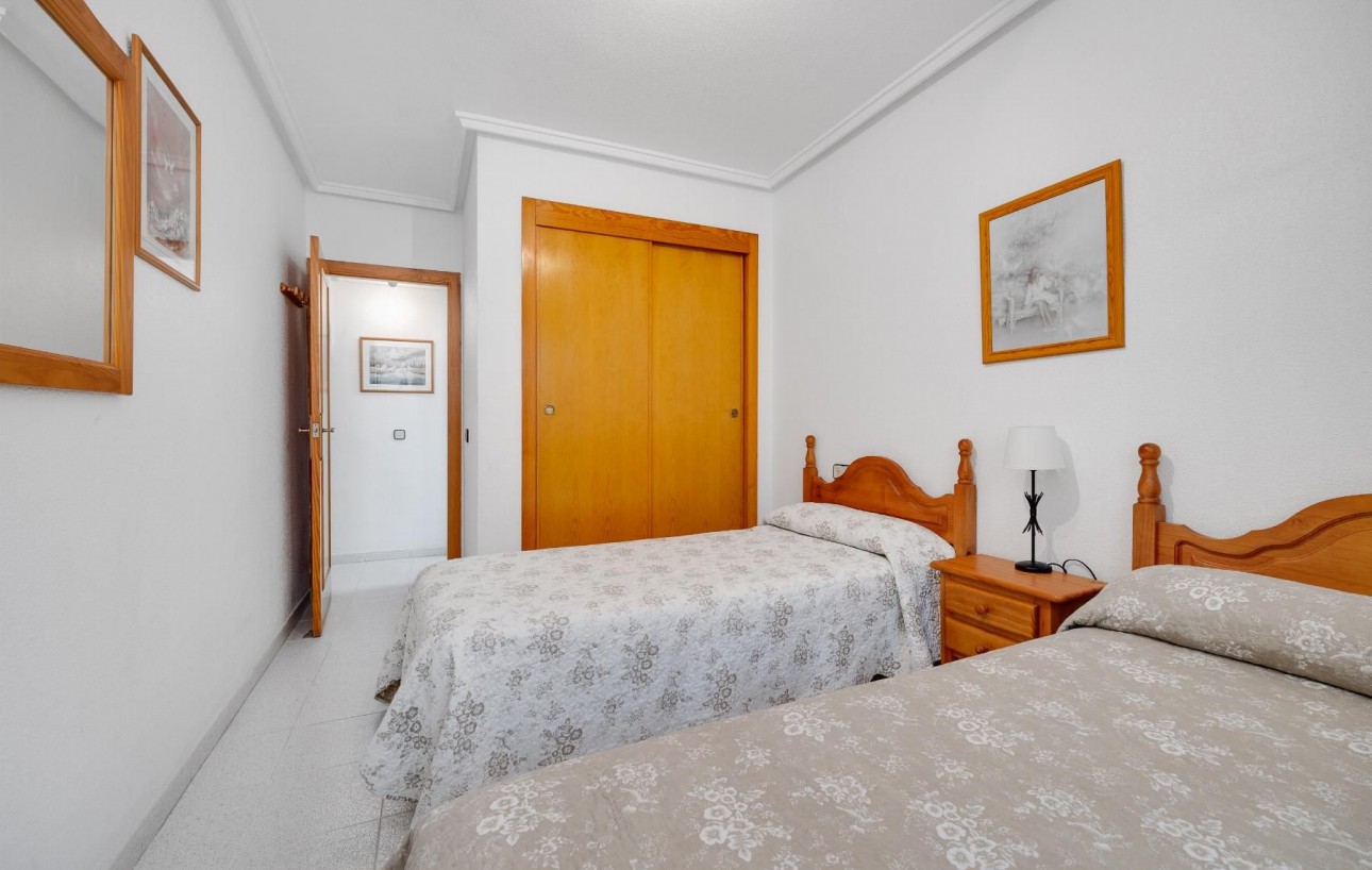 Sale - Apartment - Torrevieja - Acequion