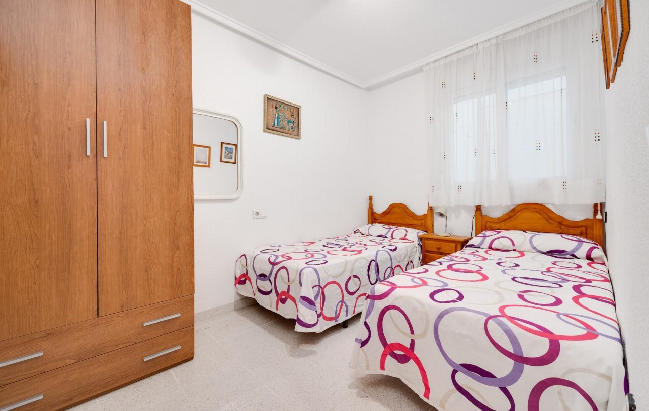 Sale - Apartment - Torrevieja - Acequion