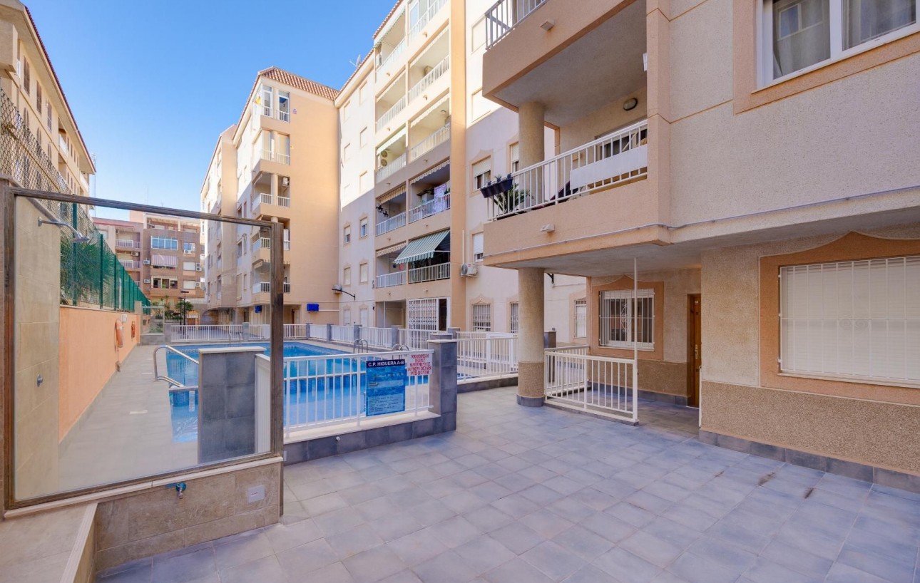 Sale - Apartment - Torrevieja - Acequion