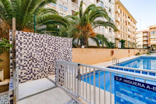 Sale - Apartment - Torrevieja - Acequion