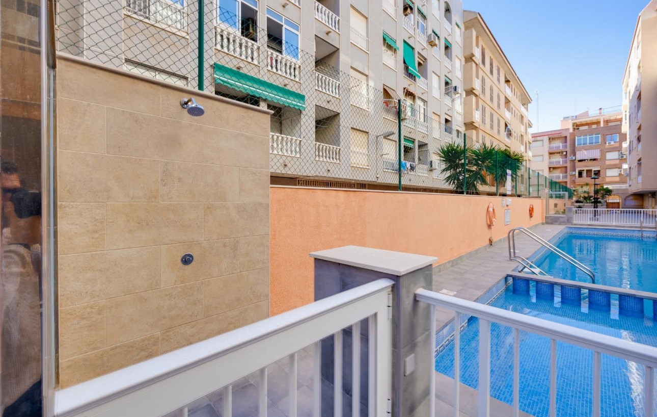 Sale - Apartment - Torrevieja - Acequion