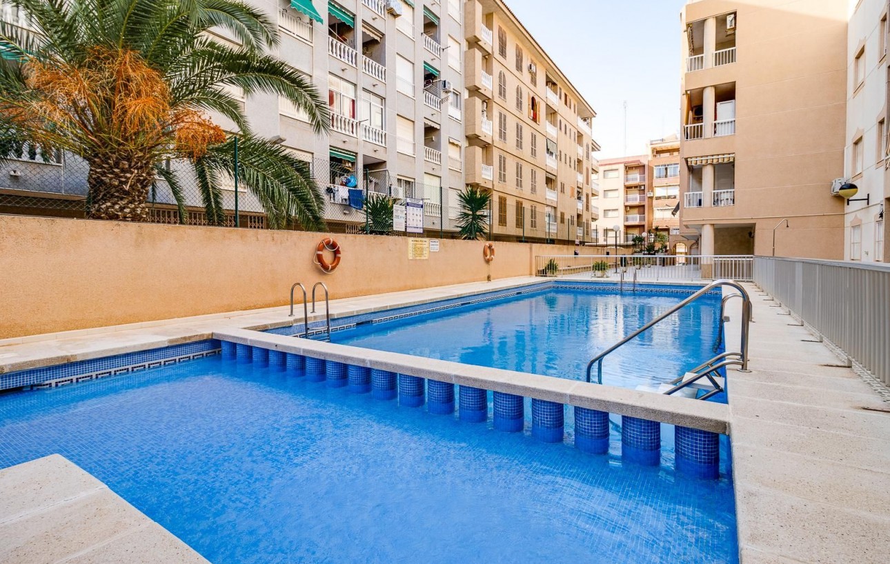 Sale - Apartment - Torrevieja - Acequion