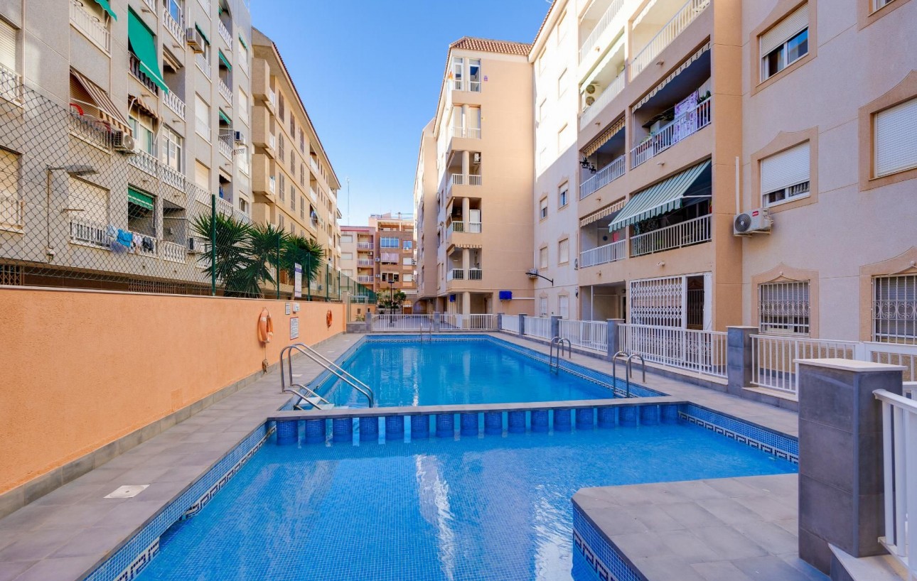 Sale - Apartment - Torrevieja - Acequion