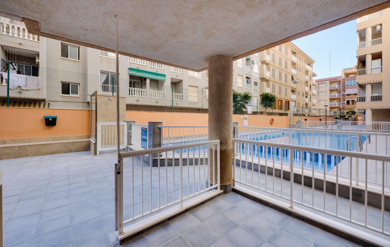 Sale - Apartment - Torrevieja - Acequion