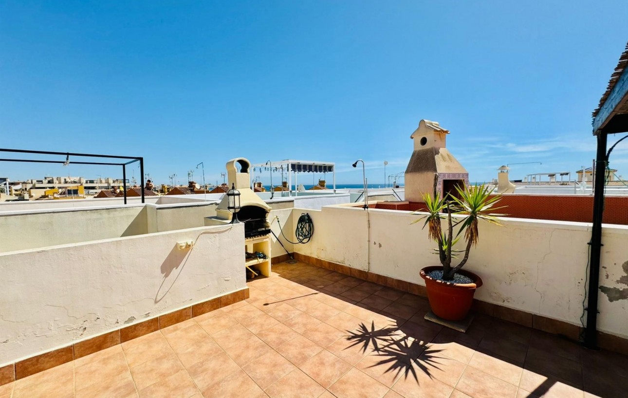 Sale - Apartment - Torrevieja - Eliseos playa