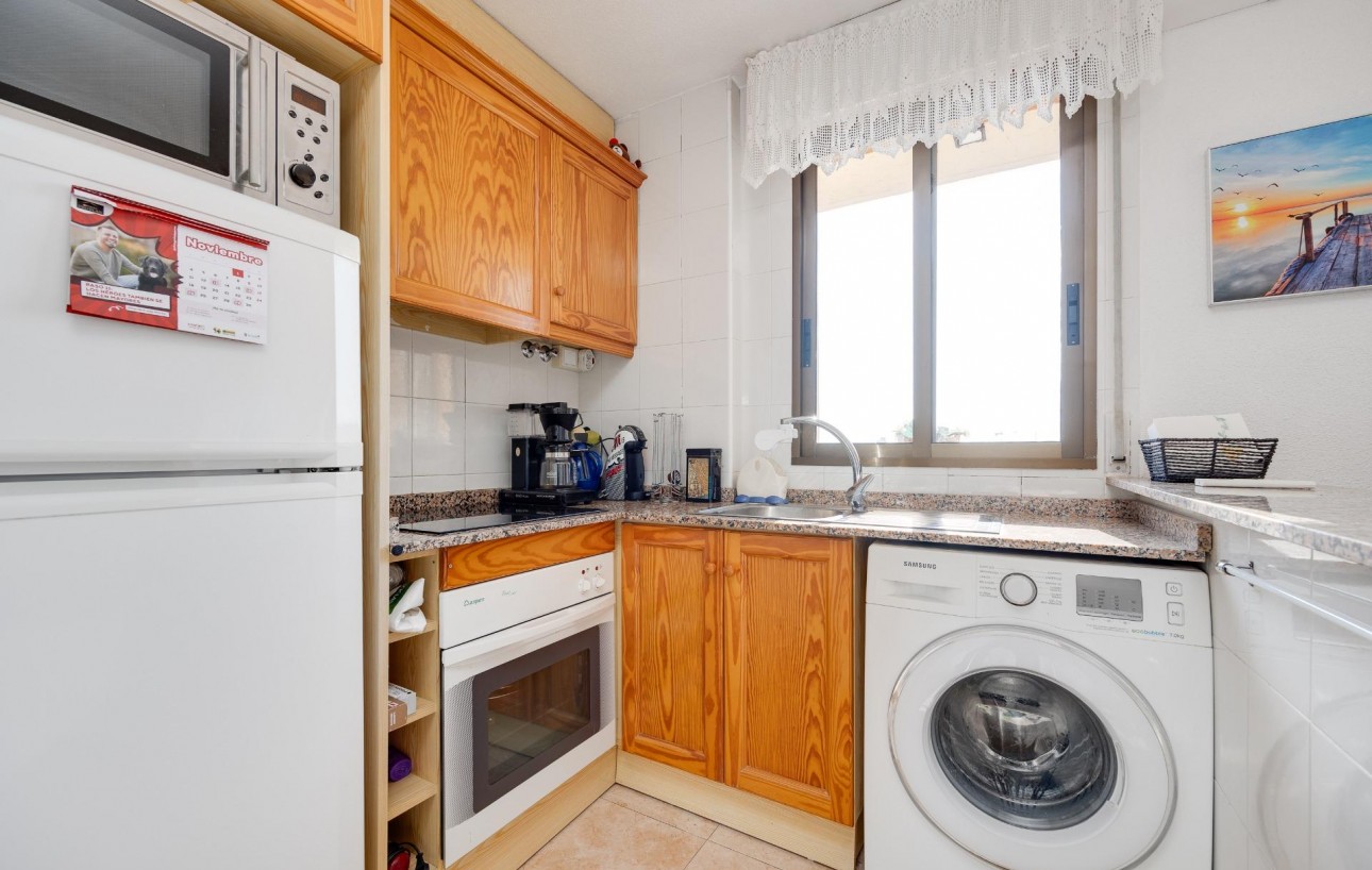 Resale - Wohnung - Torrevieja - Playa de los Naufragos