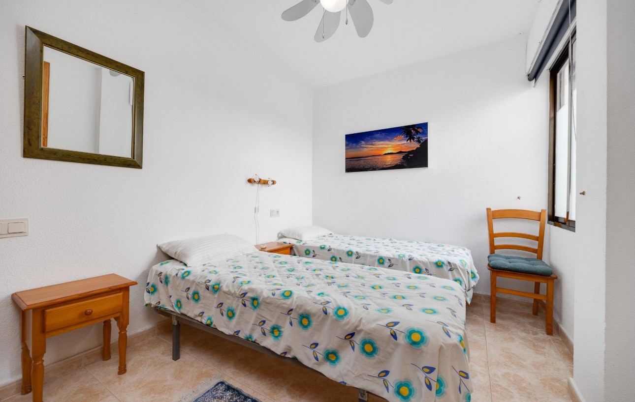 Resale - Wohnung - Torrevieja - Playa de los Naufragos