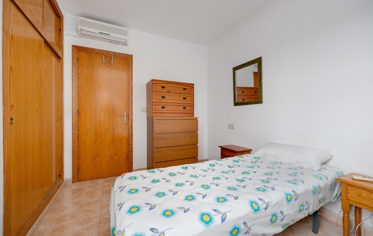 Resale - Wohnung - Torrevieja - Playa de los Naufragos