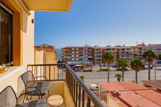 Resale - Wohnung - Torrevieja - Playa de los Naufragos