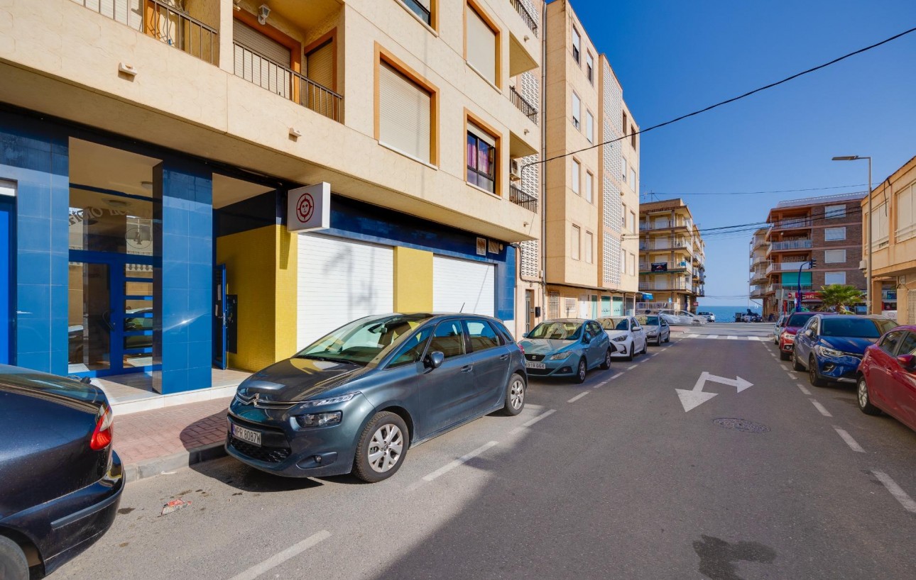 Resale - Wohnung - Torrevieja - Playa de los Naufragos