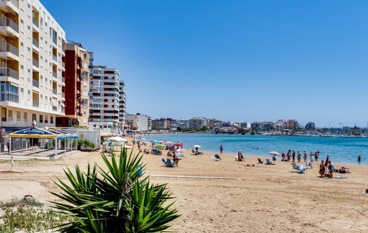 Resale - Wohnung - Torrevieja - Playa de los Naufragos