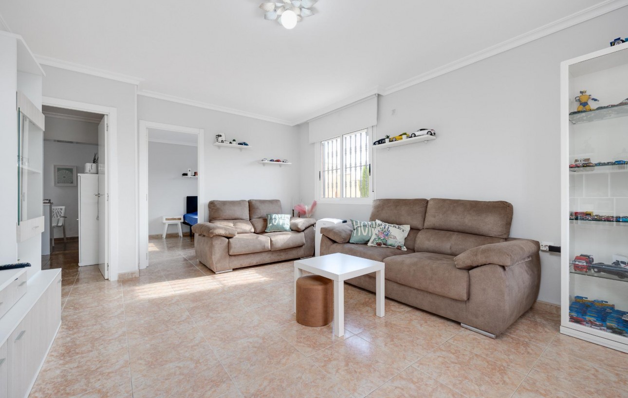 Venta - Chalet - Torrevieja - San luis