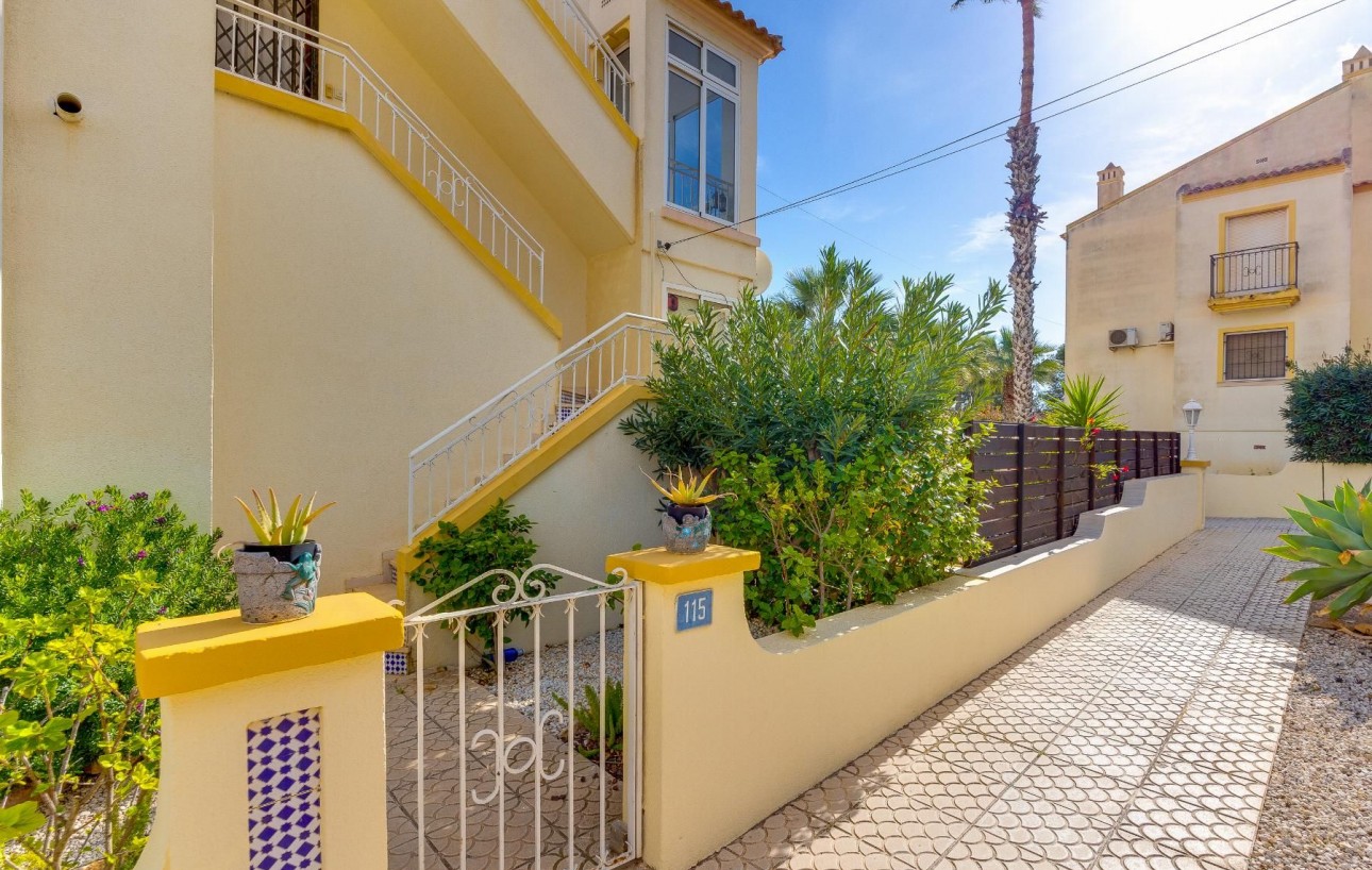 Venta - Bungalow - Orihuela Costa - Villamartin