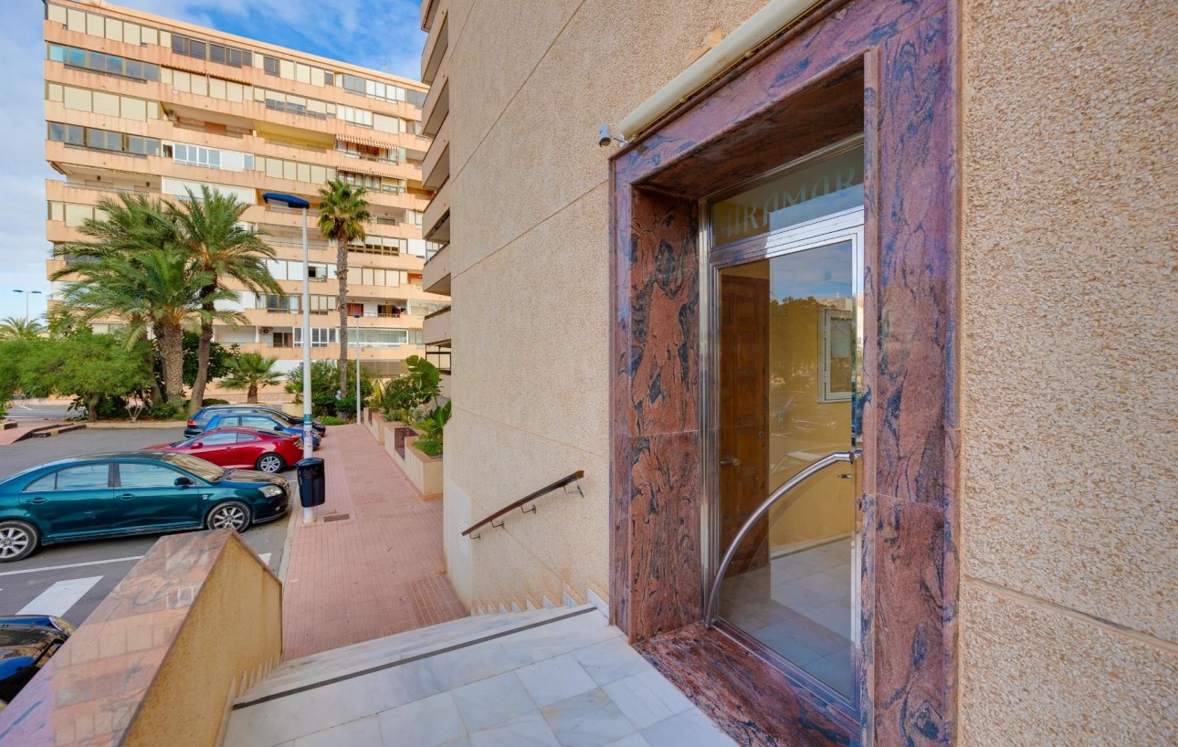 Sale - Apartment - Torrevieja - Cabo cervera