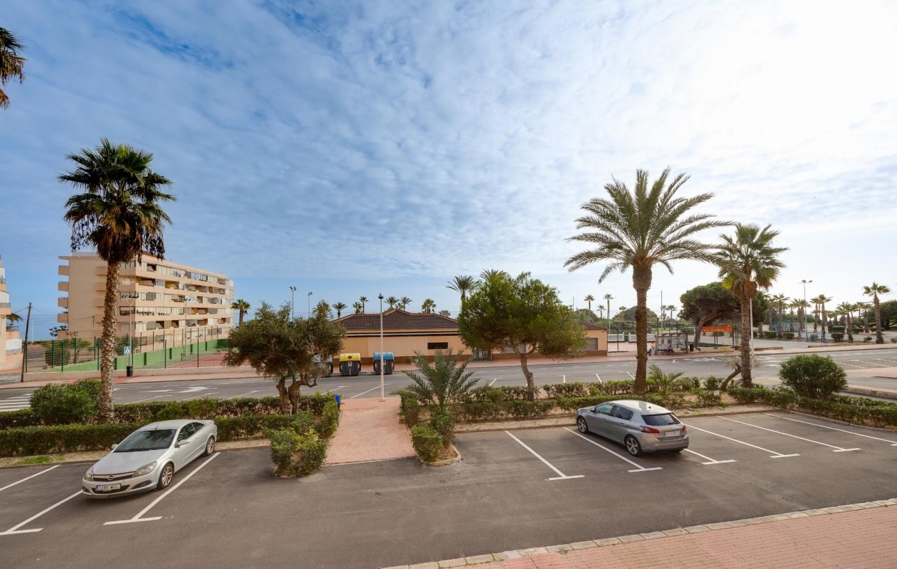 Sale - Apartment - Torrevieja - Cabo cervera