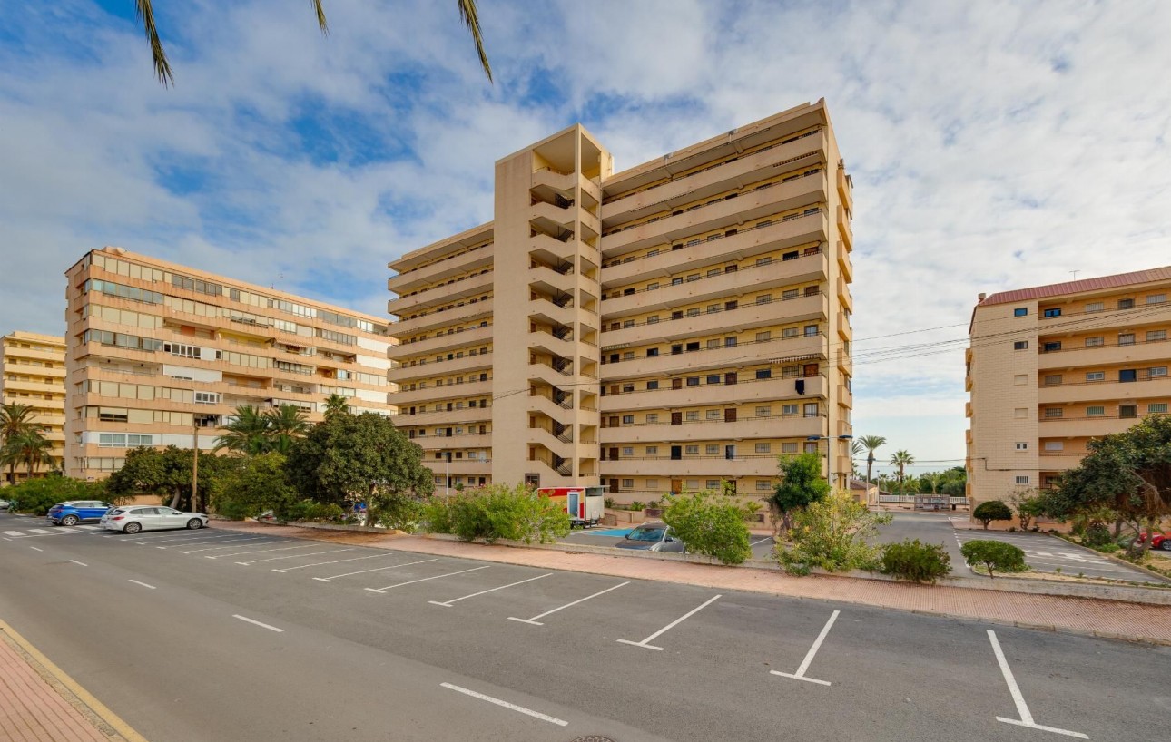 Sale - Apartment - Torrevieja - Cabo cervera