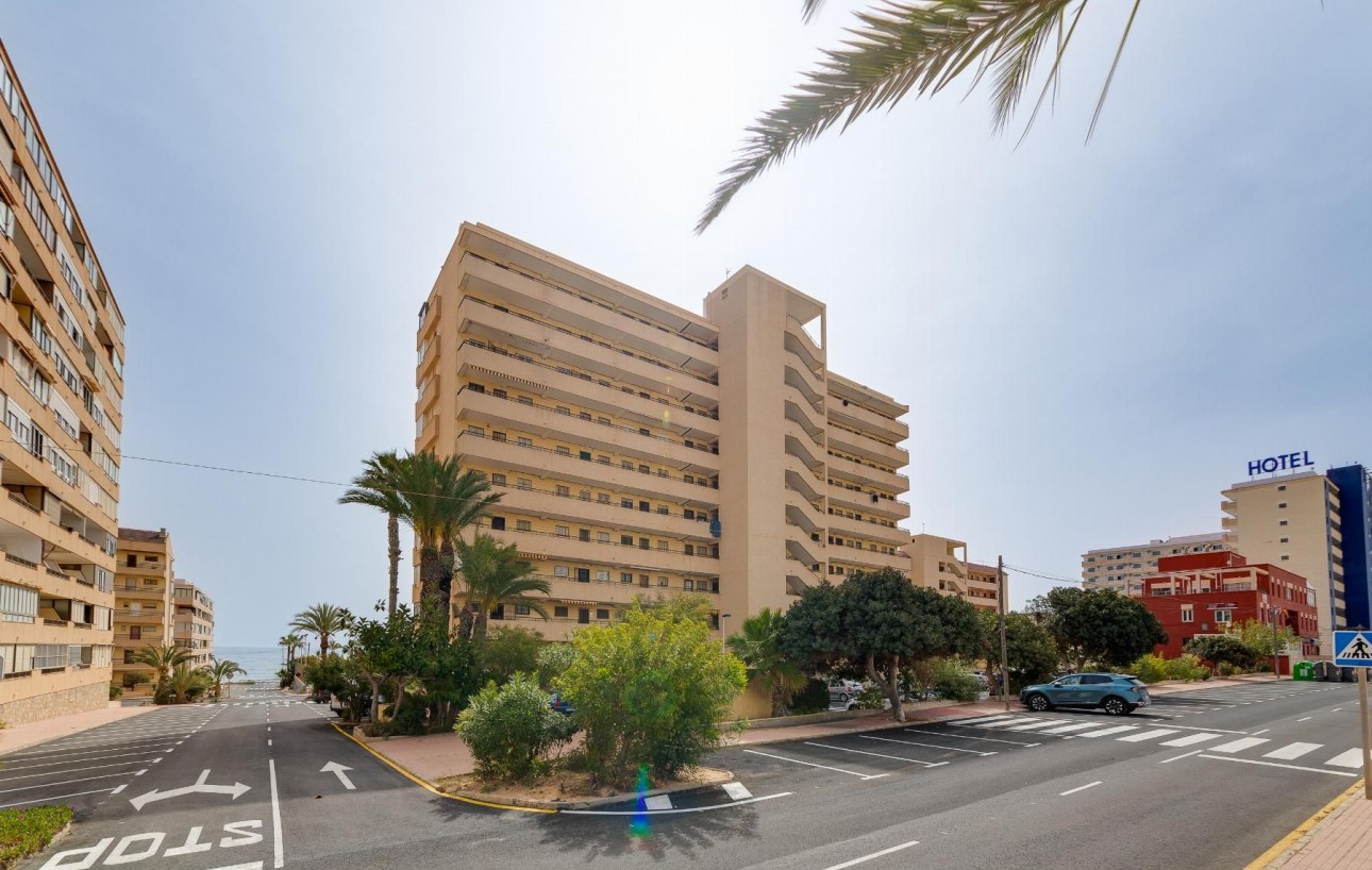 Sale - Apartment - Torrevieja - Cabo cervera