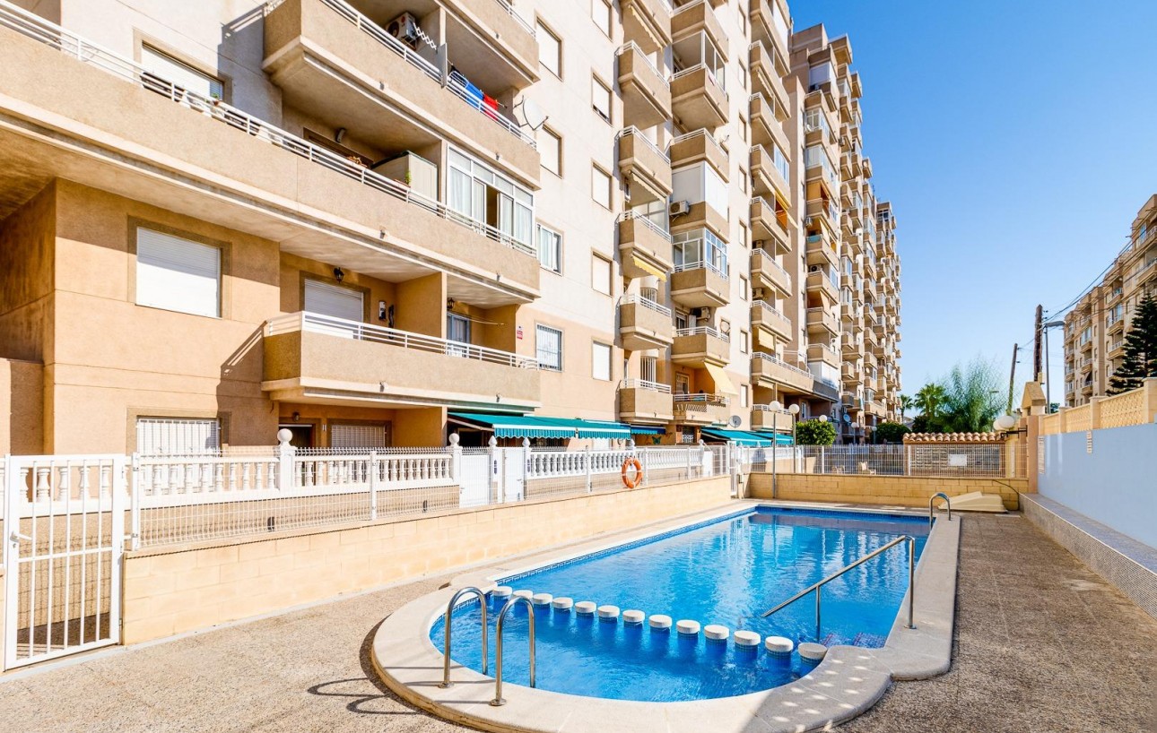 Sale - Apartment - Torrevieja - Nueva Torrevieja