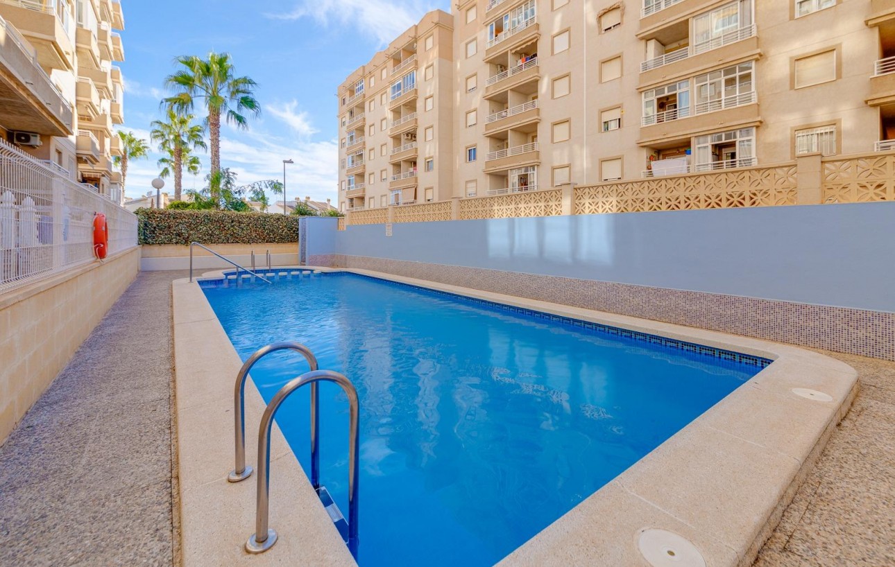 Sale - Apartment - Torrevieja - Nueva Torrevieja