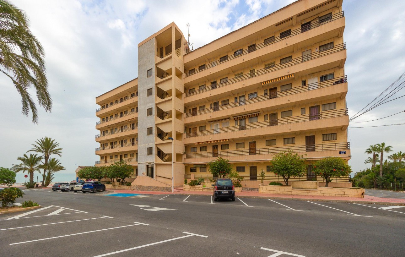 Sale - Apartment - Torrevieja - Cabo cervera