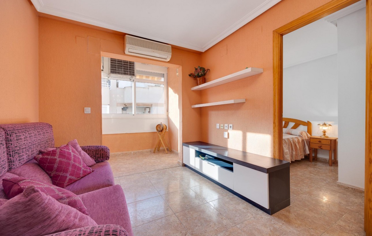 Resale - Wohnung - Torrevieja - Centro