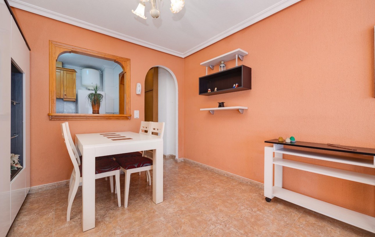 Resale - Wohnung - Torrevieja - Centro