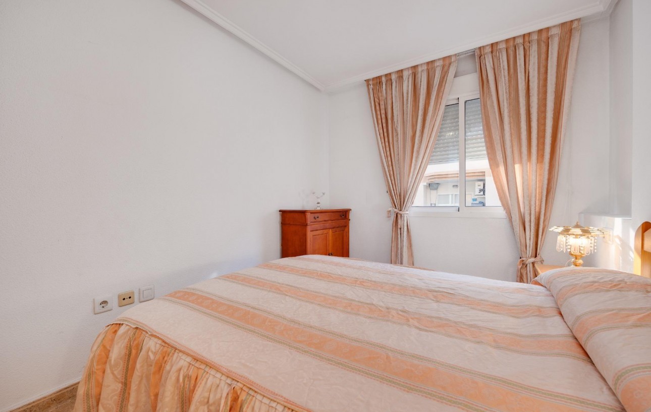 Resale - Wohnung - Torrevieja - Centro