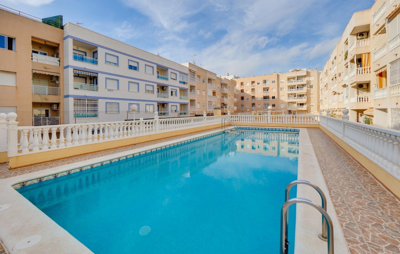 Resale - Wohnung - Torrevieja - Centro